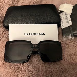Authentic balenciaga sunglasses like new